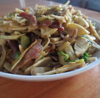 清炒咸肉春笋的做法