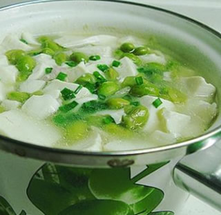 青豆炖豆腐的做法 青豆炖豆腐的做法