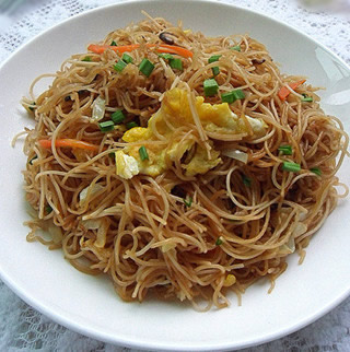 炒米线的做法