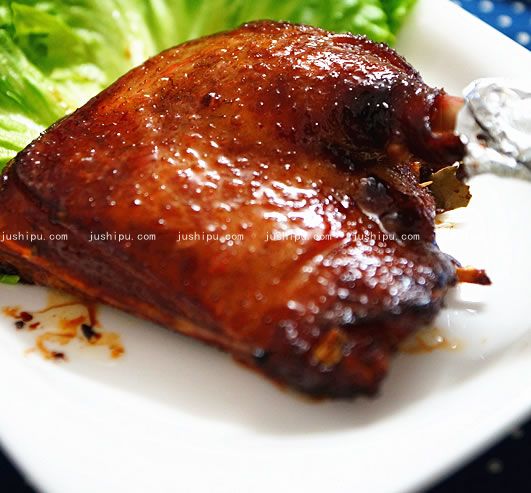 蜜汁香烤鹅腿的做法 www.meitianmeiwei.com