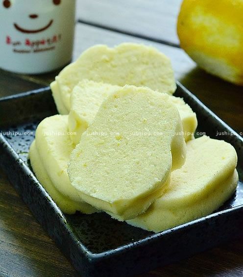 柠香蒸蛋糕的做法 www.meitianmeiwei.com