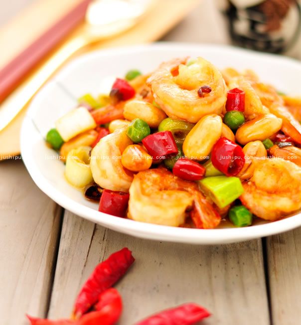宫保虾球的做法 www.meitianmeiwei.com