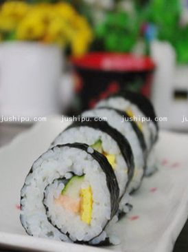 三文鱼紫菜包饭的做法 三文鱼紫菜包饭的做法
