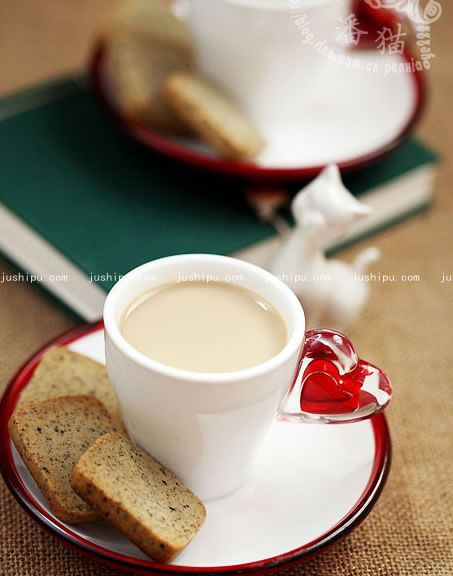 奶茶的做法 www.meitianmeiwei.com