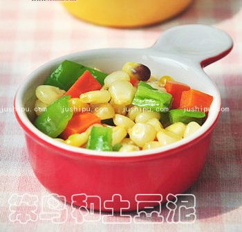 糯玉米炒辣椒的做法 www.meitianmeiwei.com