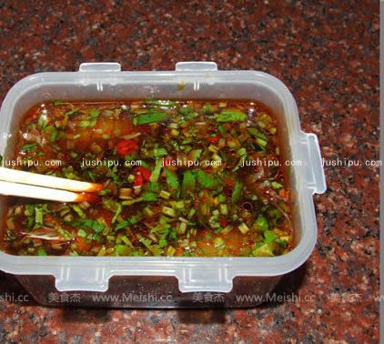 生腌皮皮虾的做法 www.meitianmeiwei.com