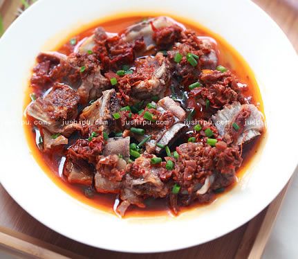 香菇酱蒸子排的做法 www.meitianmeiwei.com
